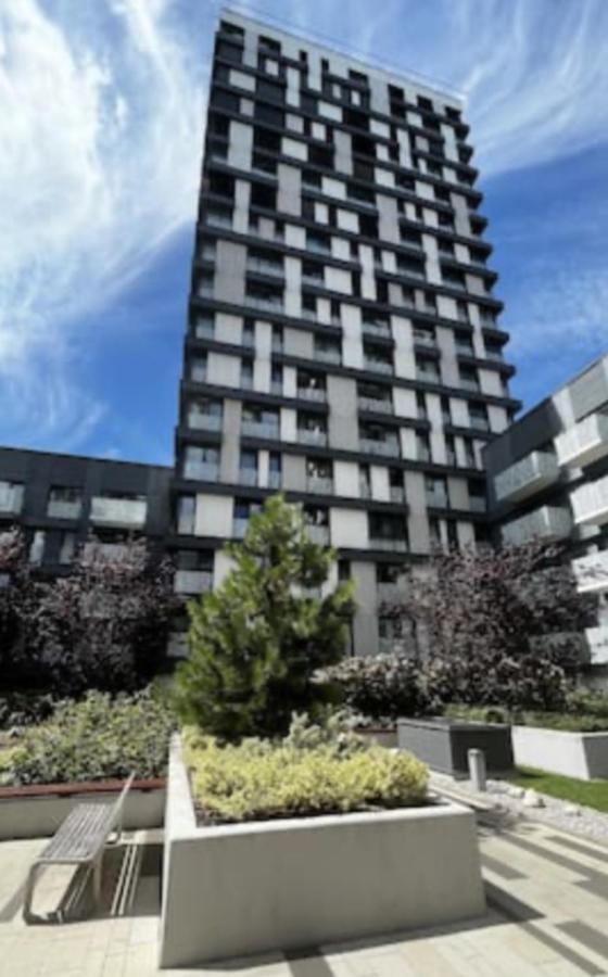 Garden Tower S Balkonem, Garaz Lejlighed *